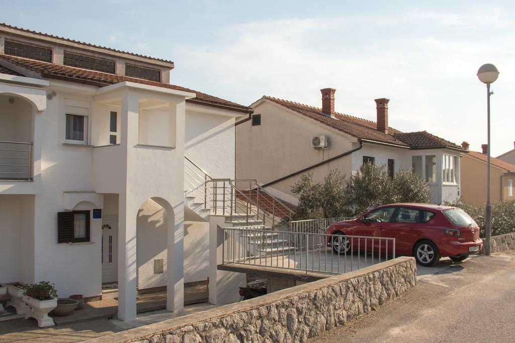 Apartment Neda Krk Town Exterior foto